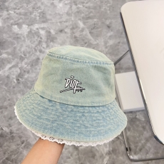 Christian Dior Caps